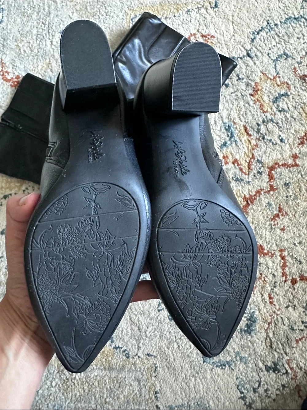 Life Stride-Women's Black Knee-High Pointed Toe Boots. Size 6. Gently used.